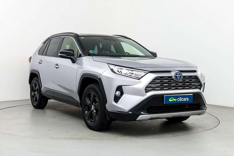 Usado Toyota RAV4 Hybrid Style 218 CV (160 kW) 2020 Gris SUV