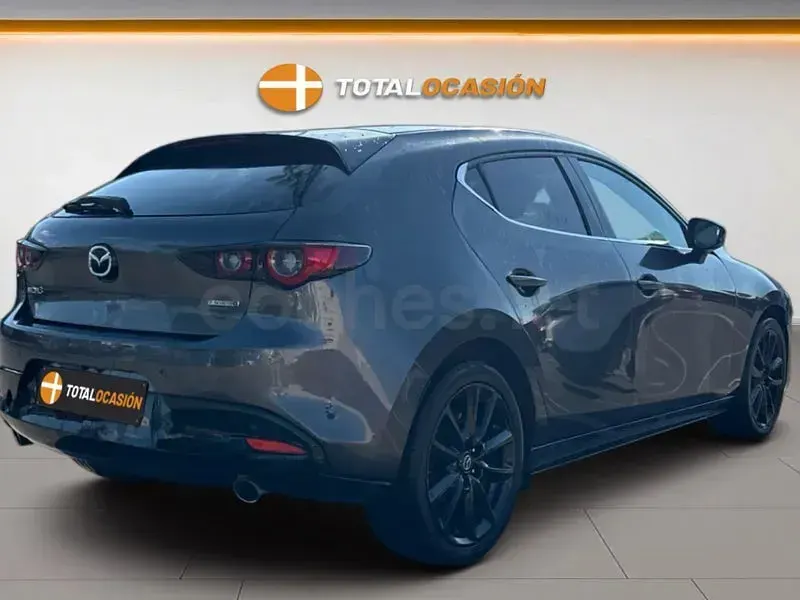 Usado Mazda 3 Homura-Line 122 CV (89 kW) 2023 Gris / plata Berlina