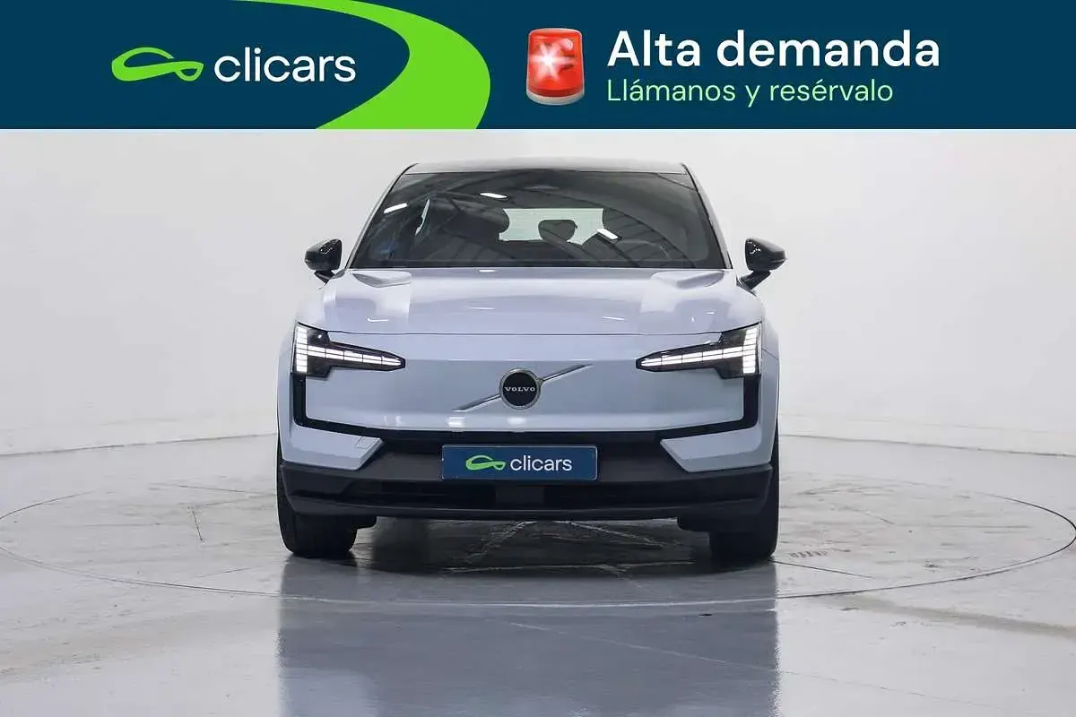 Usado Volvo EX30 Plus 200 kW (272 CV) 2024 Blanco SUV