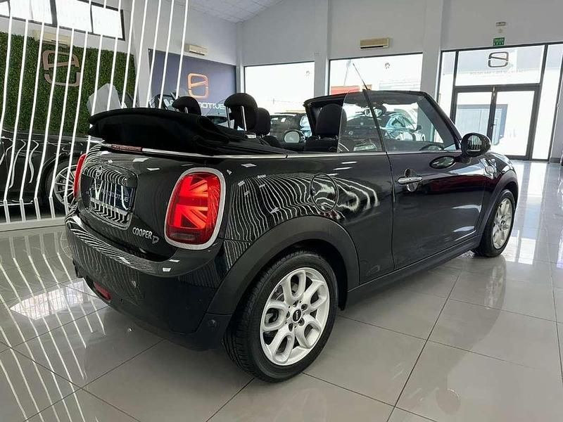 Usado Mini Cooper D Cabriolet 116 CV (85 kW) 2019 Negro Descapotable