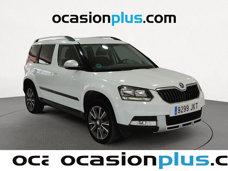 Usado Skoda Yeti 110 CV (80 kW) 2015 Blanco SUV