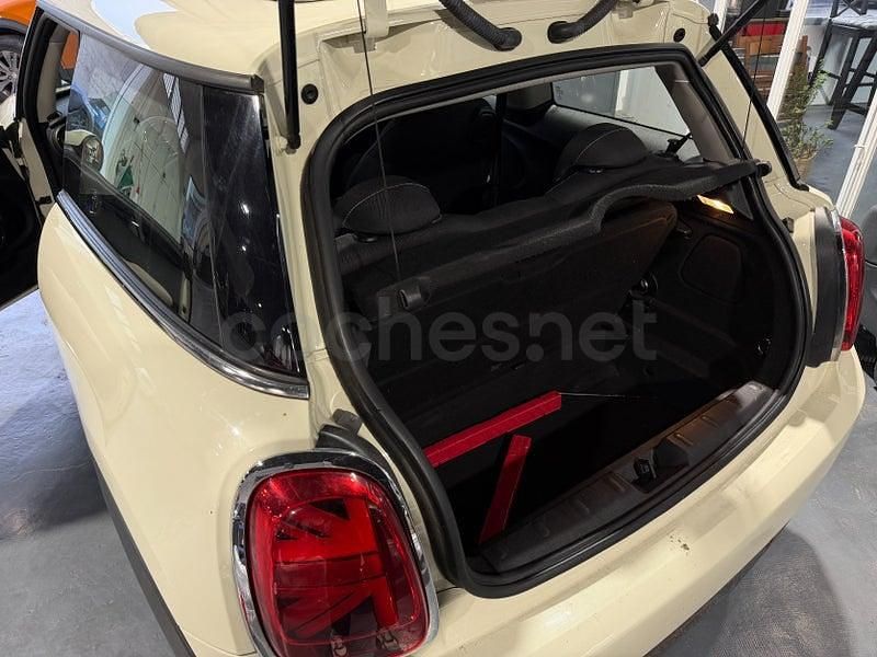 Usado Mini ONE 102 CV (75 kW) 2018 Blanco Utilitario