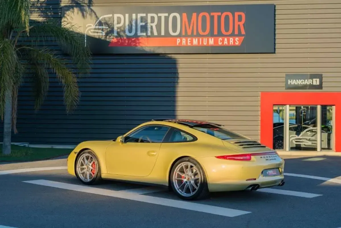 Usado Porsche 911 Carrera 4S 400 CV (294 kW) 2013 Amarillo Coupe
