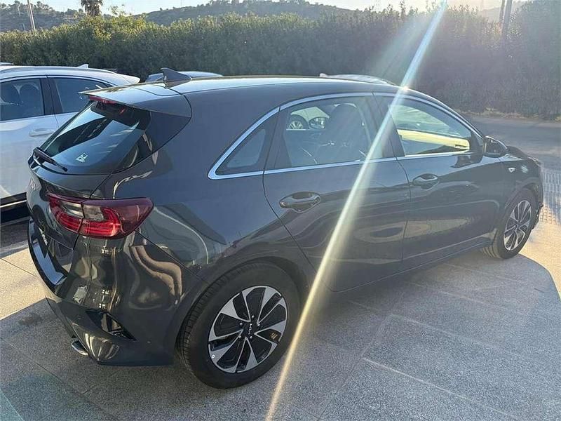 Usado Kia Ceed 101 CV (74 kW) 2025 Utilitario
