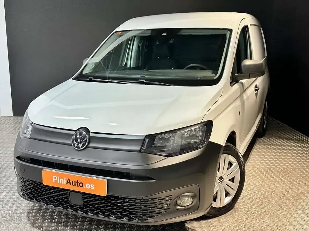 Usado VW Caddy 121 CV (88 kW) 2021 Blanco Monovolumen