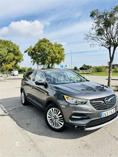 Usado Opel Grandland X Excellence 120 CV (88 kW) 2018 Gris / plata SUV