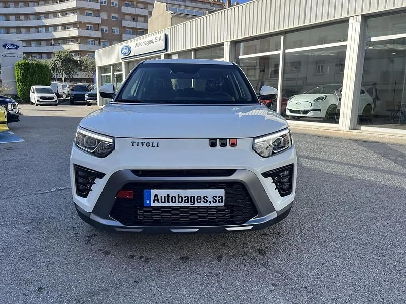 Nuevo SsangYong Tivoli 135 CV (99 kW) 2025 Blanco SUV