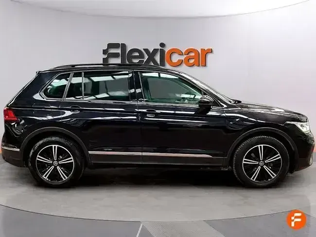 Usado VW Tiguan Advance 150 CV (110 kW) 2021 Azul SUV
