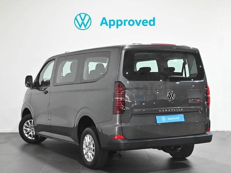 Usado VW Caravelle 110 CV (80 kW) 2025 Gris Monovolumen