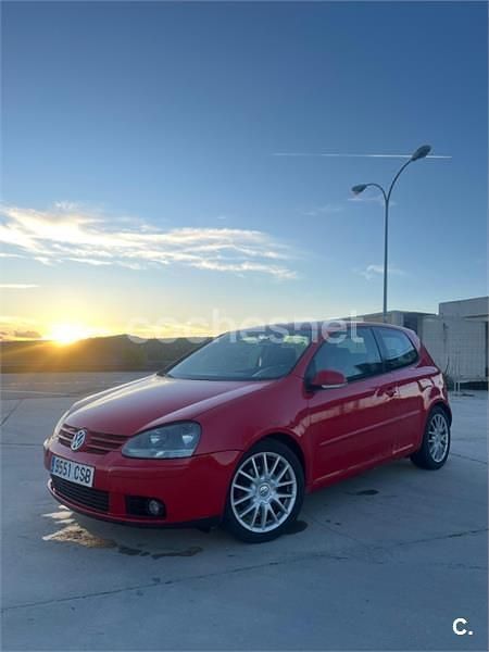 Usado VW Golf IV Sportline 140 CV (102 kW) 2004 Rojo Berlina