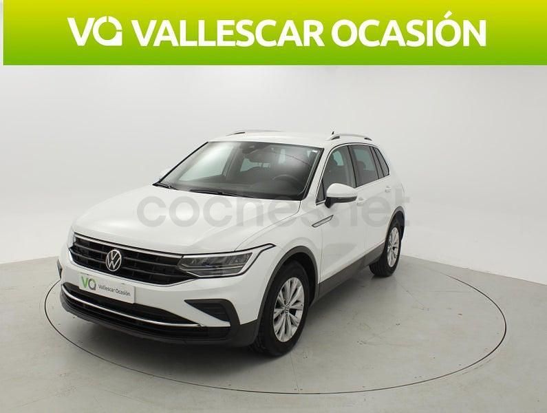 Usado VW Tiguan Life 150 CV (110 kW) 2022 Blanco SUV