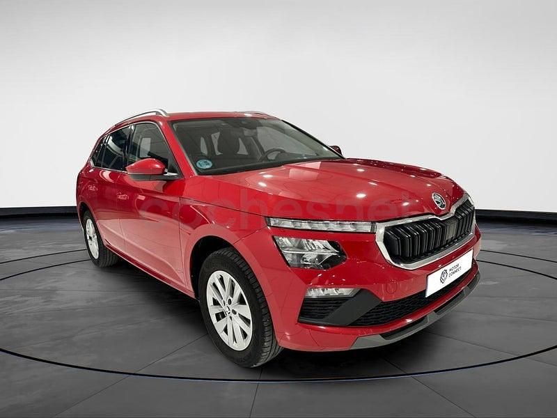 Usado Skoda Kamiq Selection 95 CV (69 kW) 2024 Rojo SUV
