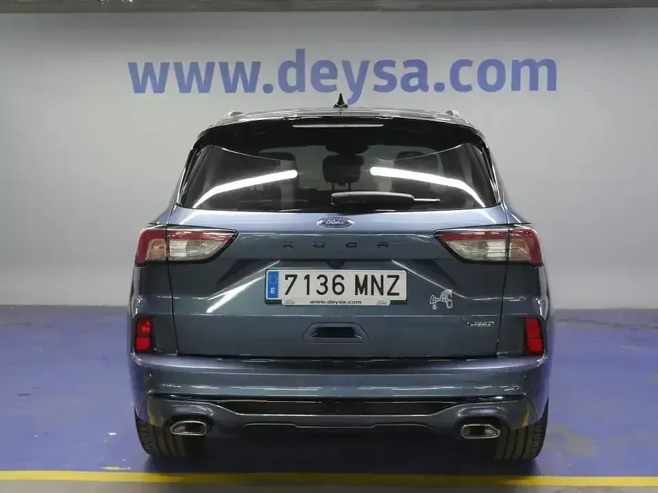 Usado Ford Kuga ST-Line X 242 CV (177 kW) 2024 Azul SUV