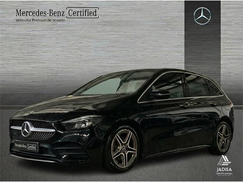 Usado Mercedes B180 136 CV (100 kW) 2022 Negro Monovolumen