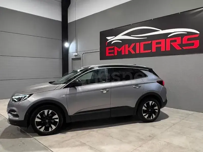 Usado Opel Grandland X Excellence 120 CV (88 kW) 2017 Gris / plata SUV