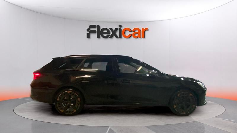 Usado Seat Leon FR 204 CV (150 kW) 2021 Gris Utilitario