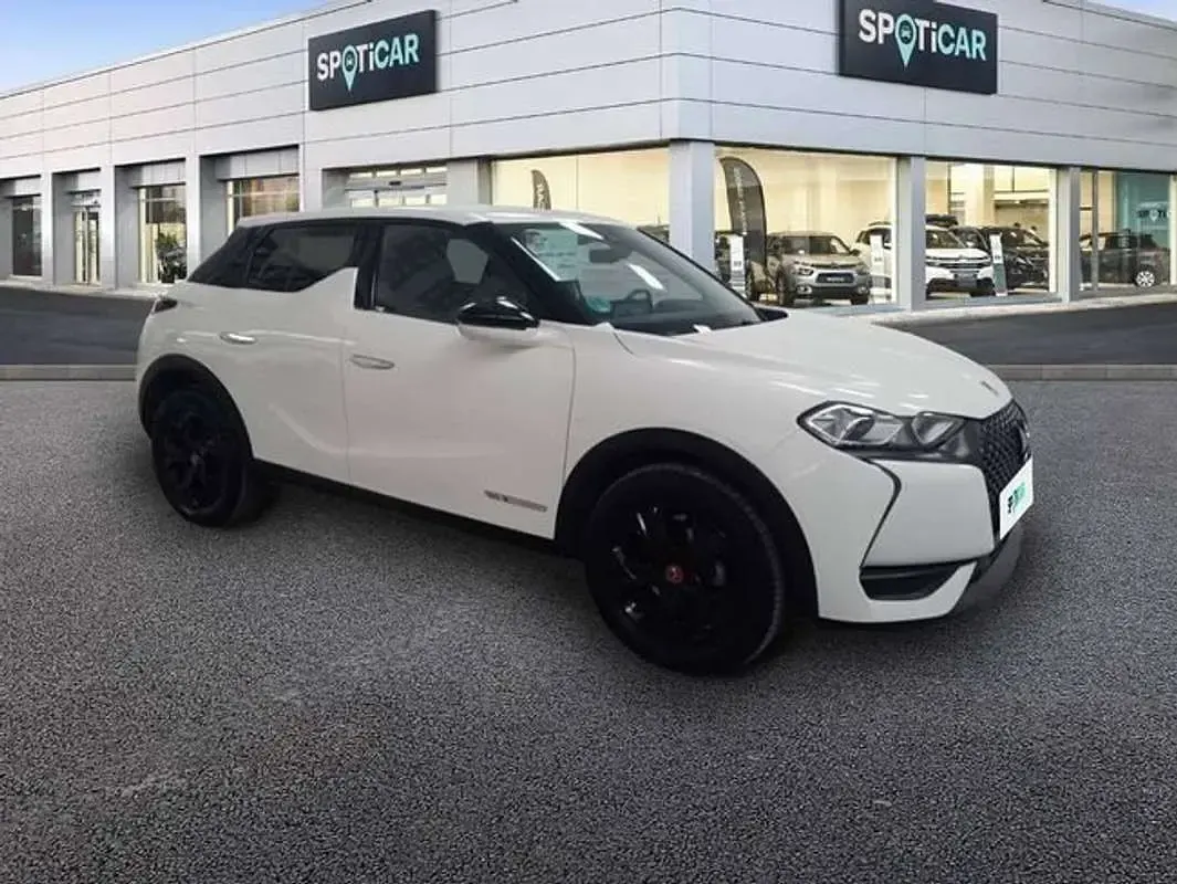 Usado DS Automobiles DS3 Crossback Performance 101 CV (74 kW) 2021 Blanco SUV