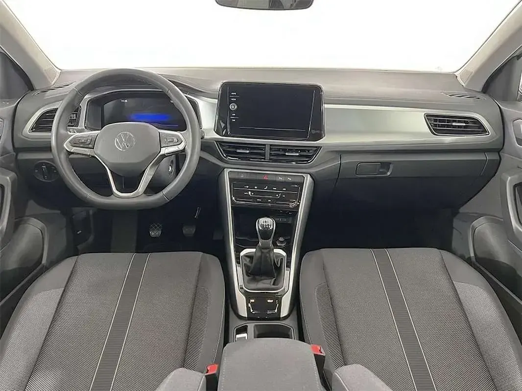 Usado VW T-Roc R-line 116 CV (85 kW) 2025 SUV