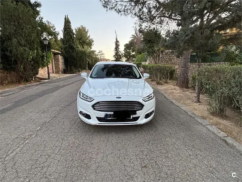 Gebraucht Ford Mondeo Titanium 240 PS (176 kW) 2018 Weiß Limousine