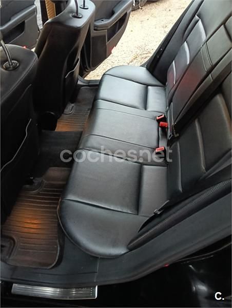 Usado Mercedes E250 Avantgarde 204 CV (150 kW) 2011 Negro Berlina