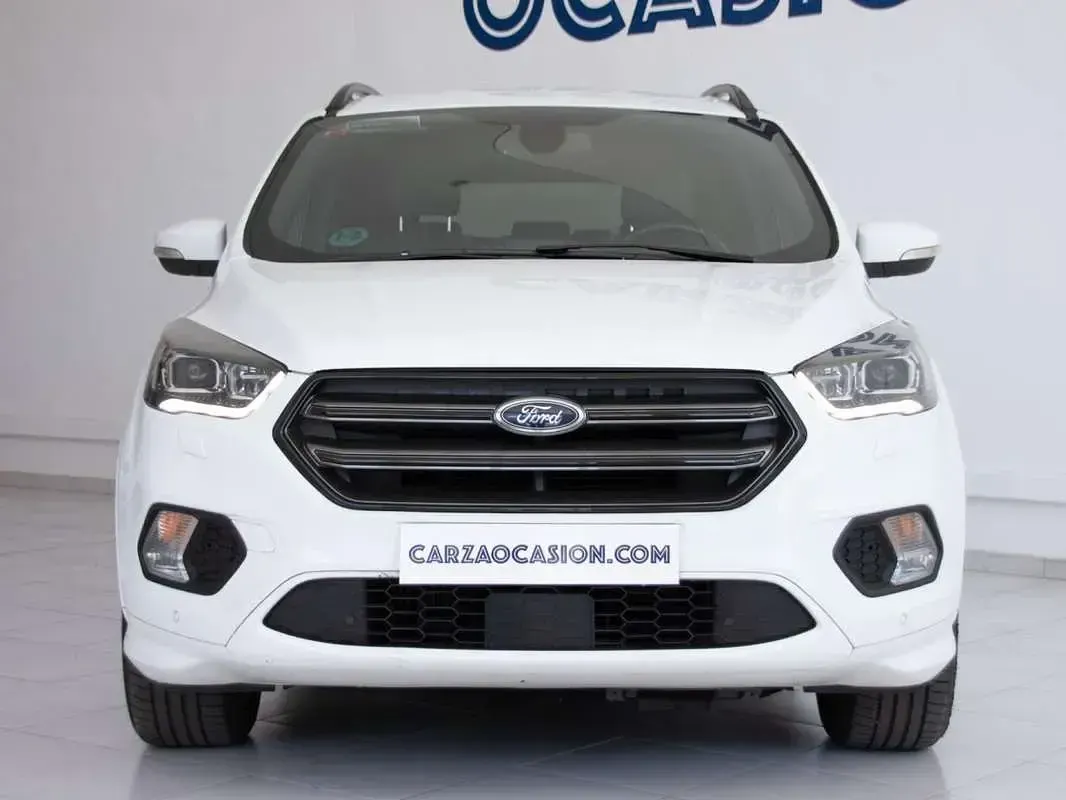 Usado Ford Kuga ST-Line 120 CV (88 kW) 2017 SUV