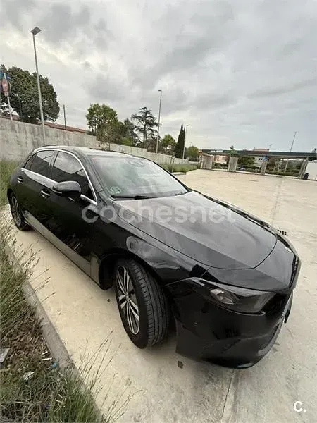 Usado Mercedes A180 116 CV (85 kW) 2020 Negro Berlina
