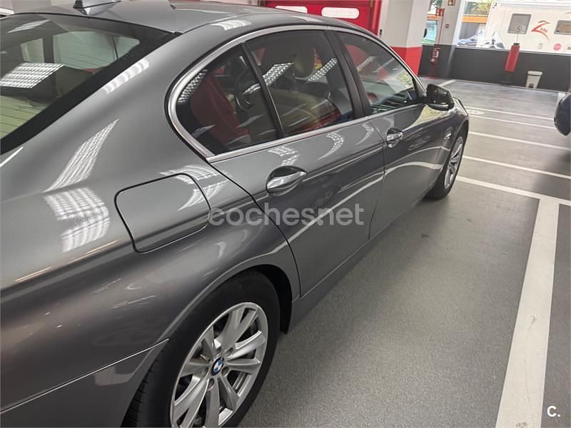 Usado BMW 520 Gran Turismo 184 CV (135 kW) 2014 Gris / plata Berlina