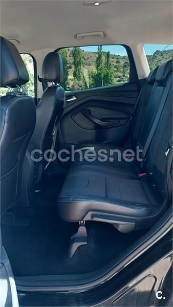 Usado Ford Kuga Titanium S 150 CV (110 kW) 2016 Negro SUV