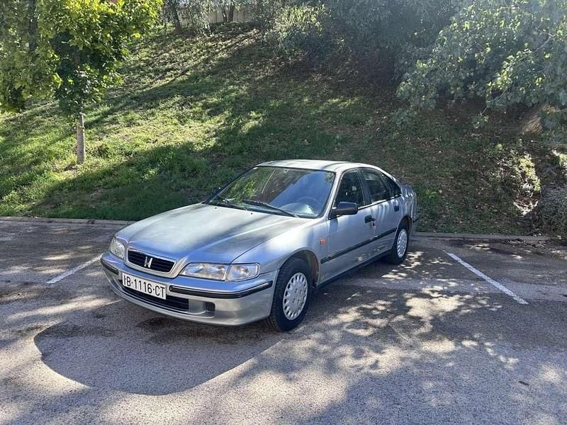 Gris Usado 1997 Honda Accord Berlina | 2100 € - Imagen 1/4