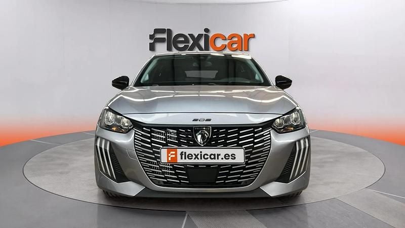 Usado Peugeot 208 Allure 101 CV (74 kW) 2025 Gris Utilitario