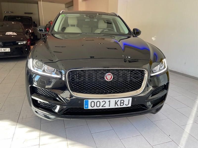 Usado Jaguar F-Pace Prestige 240 CV (176 kW) 2017 Negro SUV