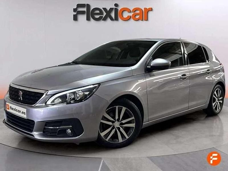 Usado Peugeot 308 Style 131 CV (96 kW) 2021 Gris Utilitario