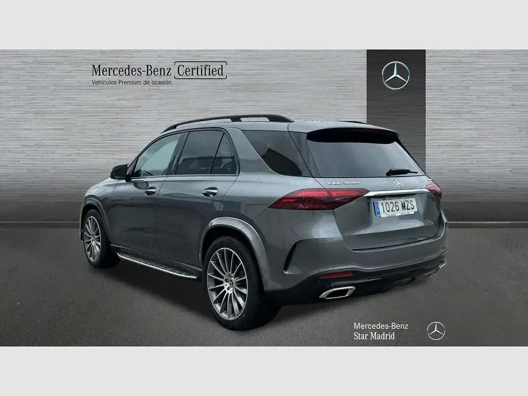 Usado Mercedes GLE300 269 CV (197 kW) 2025 Gris SUV