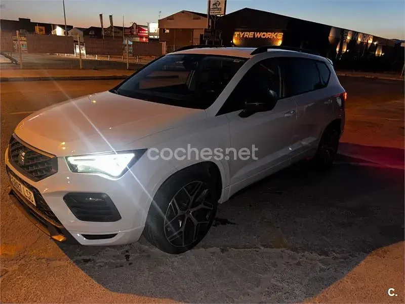 Usado Seat Ateca FR 150 CV (110 kW) 2021 Blanco SUV