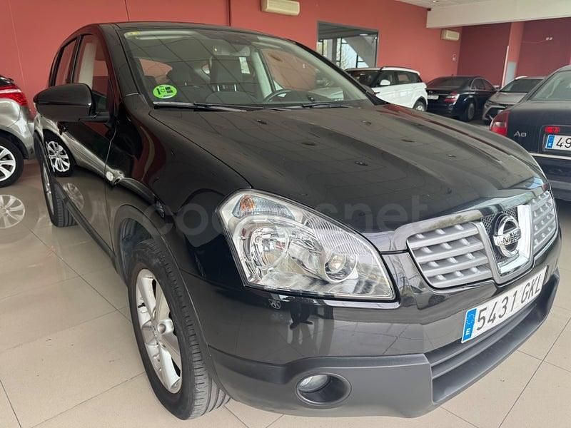 Usado Nissan Qashqai Acenta 140 CV (102 kW) 2009 Negro SUV