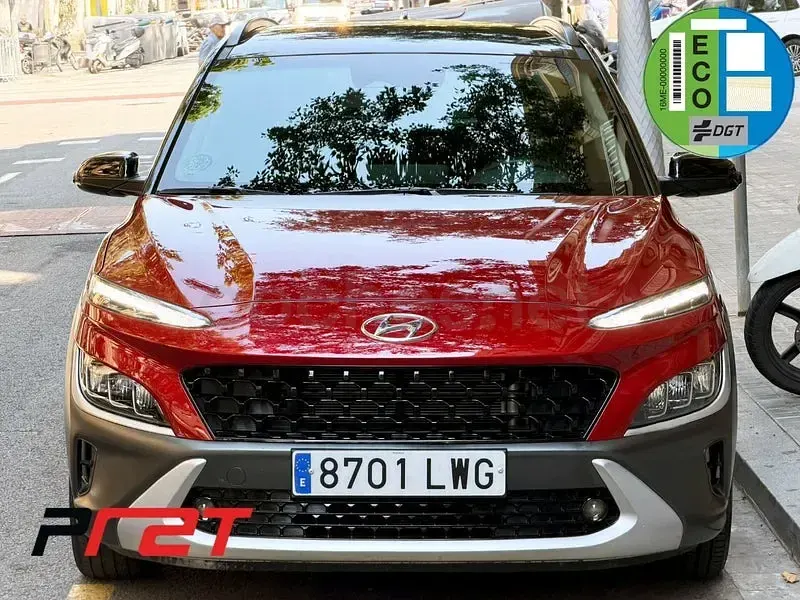 Usado Hyundai Kona 141 CV (103 kW) 2022 Granate SUV