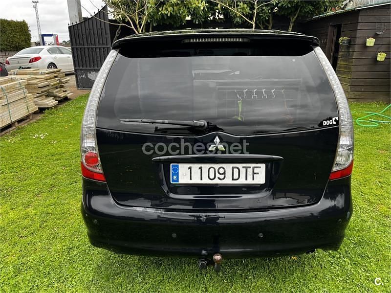 Usado Mitsubishi Grandis Intense+ 136 CV (100 kW) 2005 Negro Monovolumen