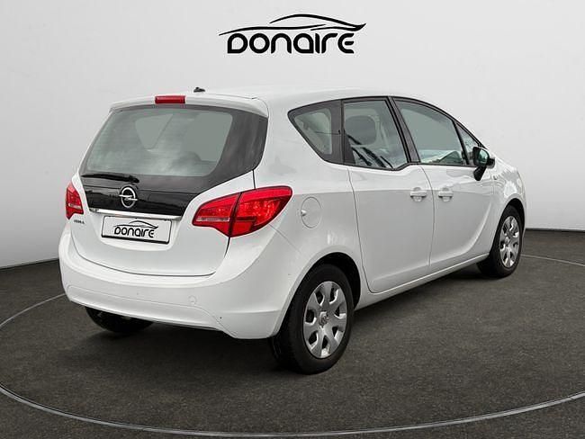Usado Opel Meriva Selective 100 CV (73 kW) 2011 Blanco Monovolumen