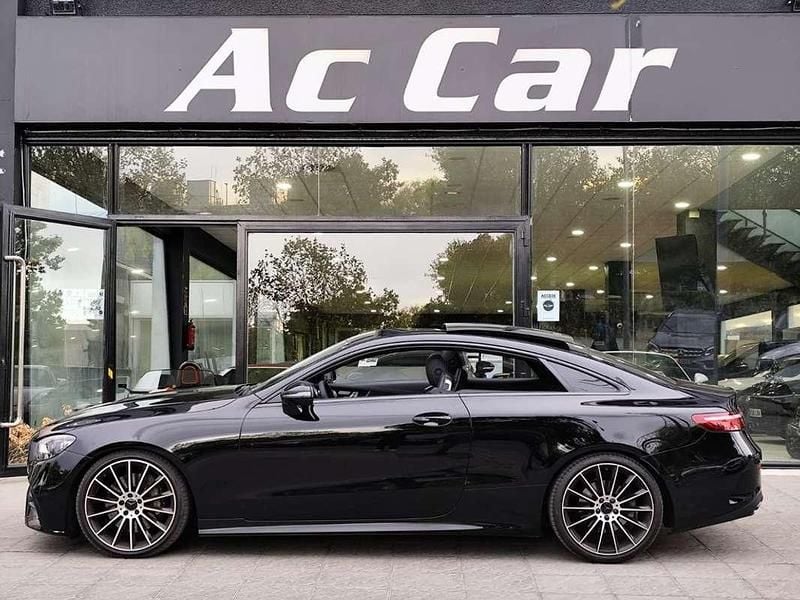 Negro Usado 2020 Mercedes E400 Coupe | 46.000 € - Imagen 1/4