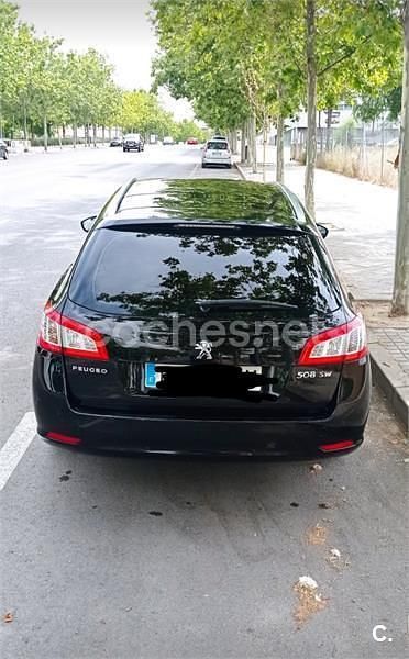 Usado Peugeot 508 SW Allure 115 CV (84 kW) 2014 Negro Familiar
