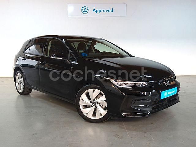 Usado VW Golf VIII Match 204 CV (150 kW) 2025 Negro Berlina