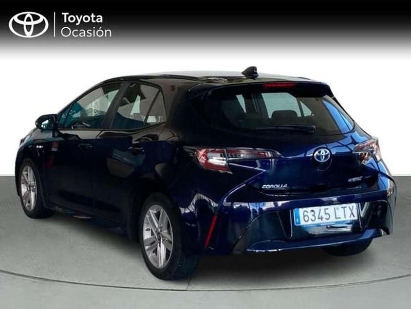 Usado Toyota Corolla Active 122 CV (89 kW) 2021 Azul Utilitario