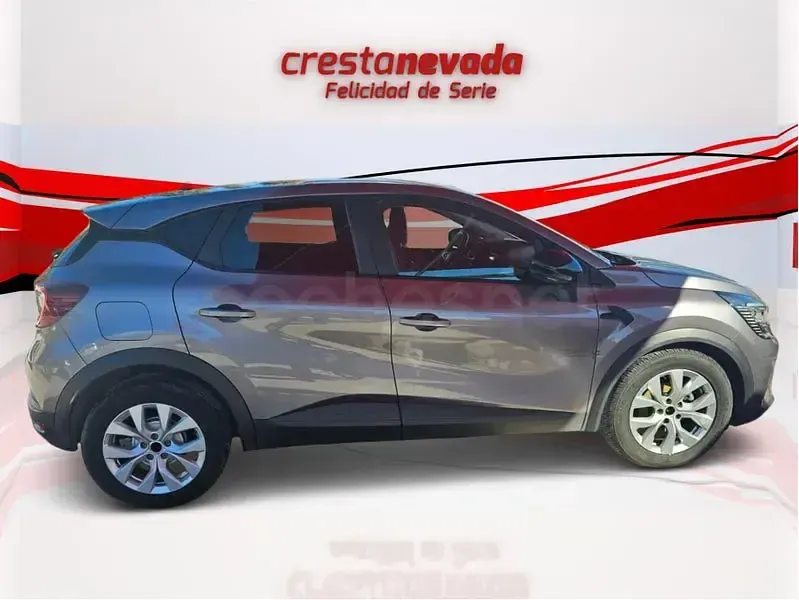 Usado Renault Captur Intens 90 CV (66 kW) 2021 Gris / plata SUV