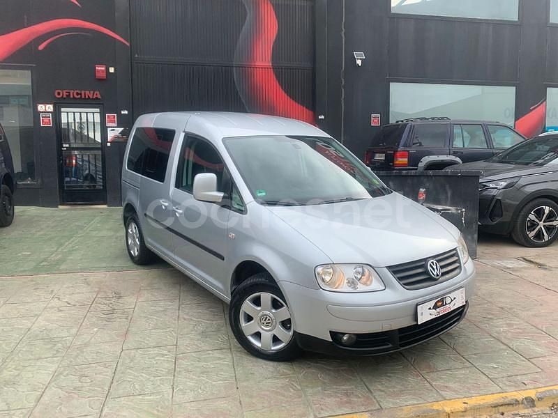 Gris / plata Usado 2009 VW Caddy Life Monovolumen | 7999 € (Un poco caro) - Imagen 1/4