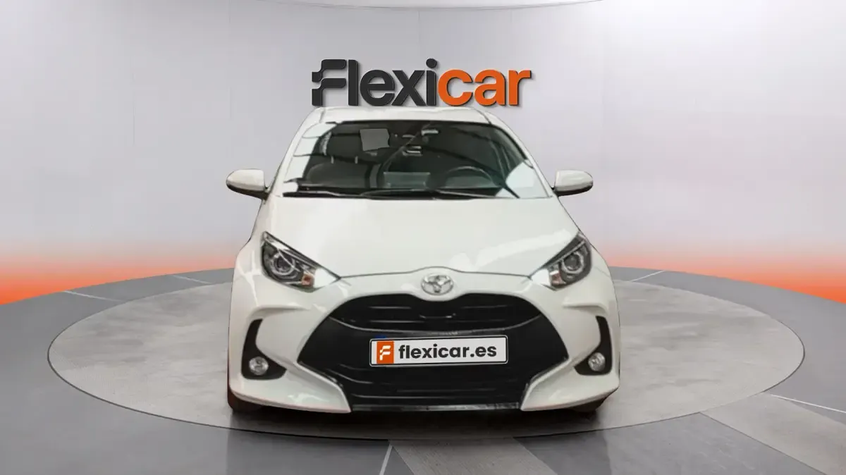 Usado Toyota Yaris Edition 125 CV (91 kW) 2023 Blanco Utilitario