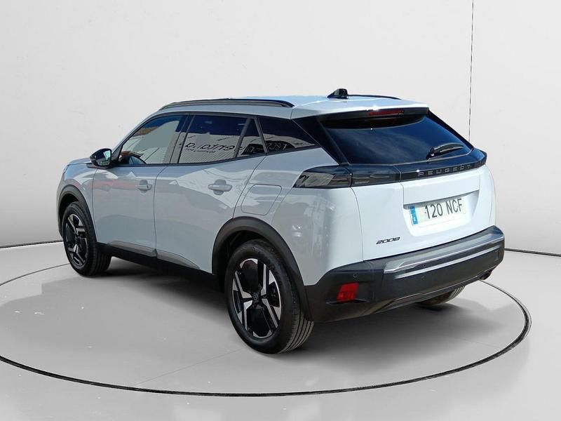 Usado Peugeot 2008 Allure 101 CV (74 kW) 2025 Blanco SUV
