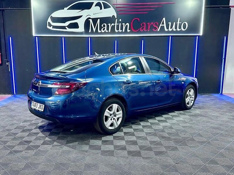 Usado Opel Insignia Selective 140 CV (102 kW) 2015 Azul Berlina