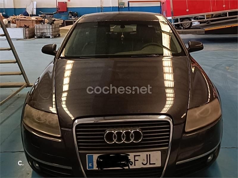 Usado Audi A6 140 CV (102 kW) 2006 Azul Berlina