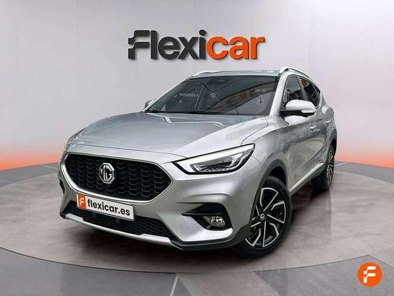 Usado MG ZS Luxury 106 CV (77 kW) 2025 Gris SUV