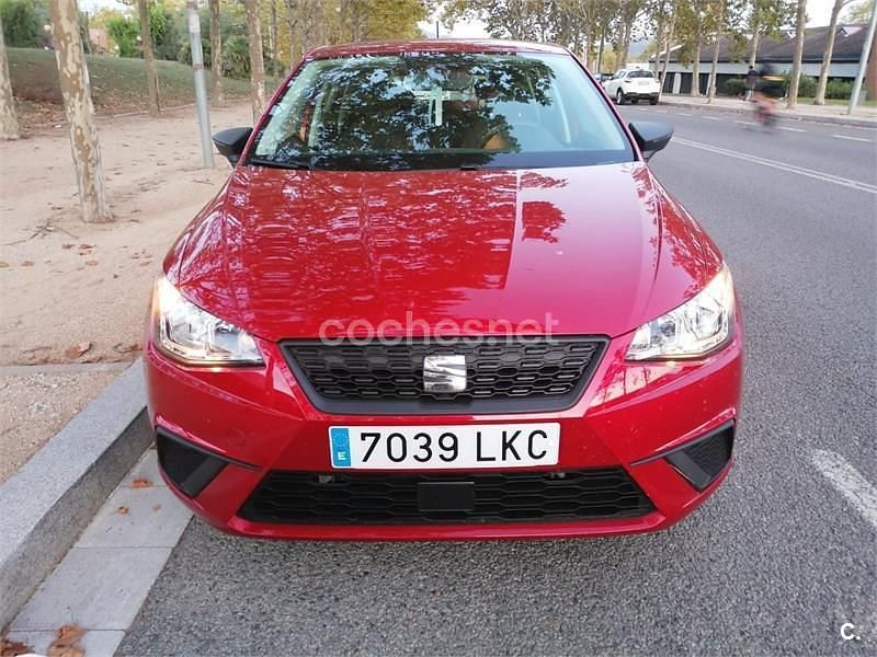 Usado Seat Ibiza Style 80 CV (58 kW) 2020 Rojo Berlina